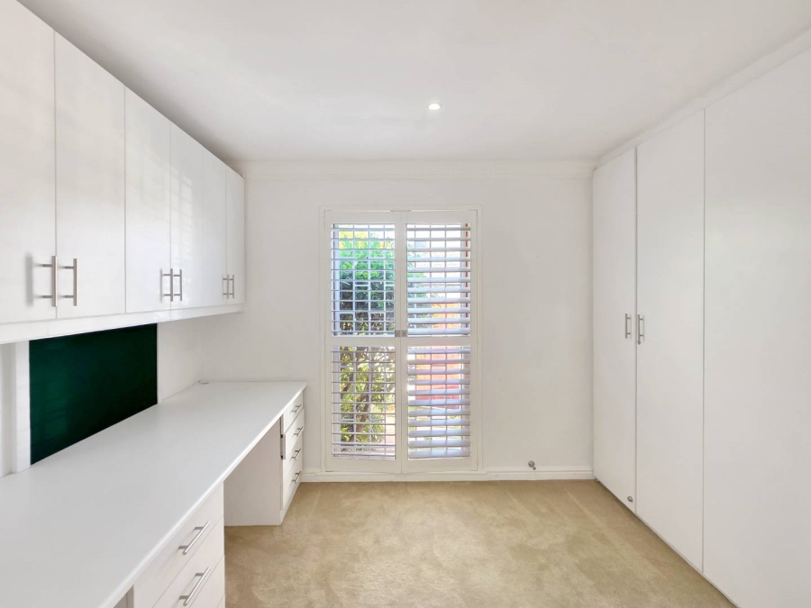 2 Bedroom Property for Sale in Plumstead Western Cape